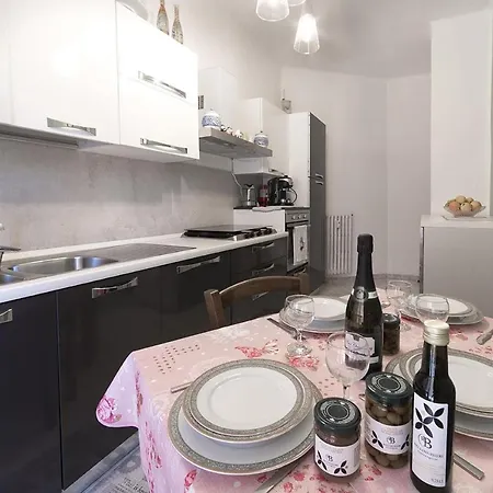 Giuseppe Verdi Apartman Imperia